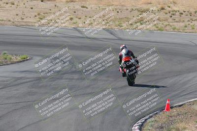 media/Apr-20-2025-AHRMA (Sun) [[393a79c373]]/Race/group 10 early race/Turn 4b/